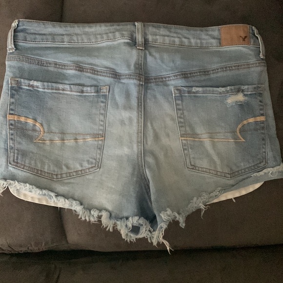 AE High Rise Shorts - Picture 2 of 5